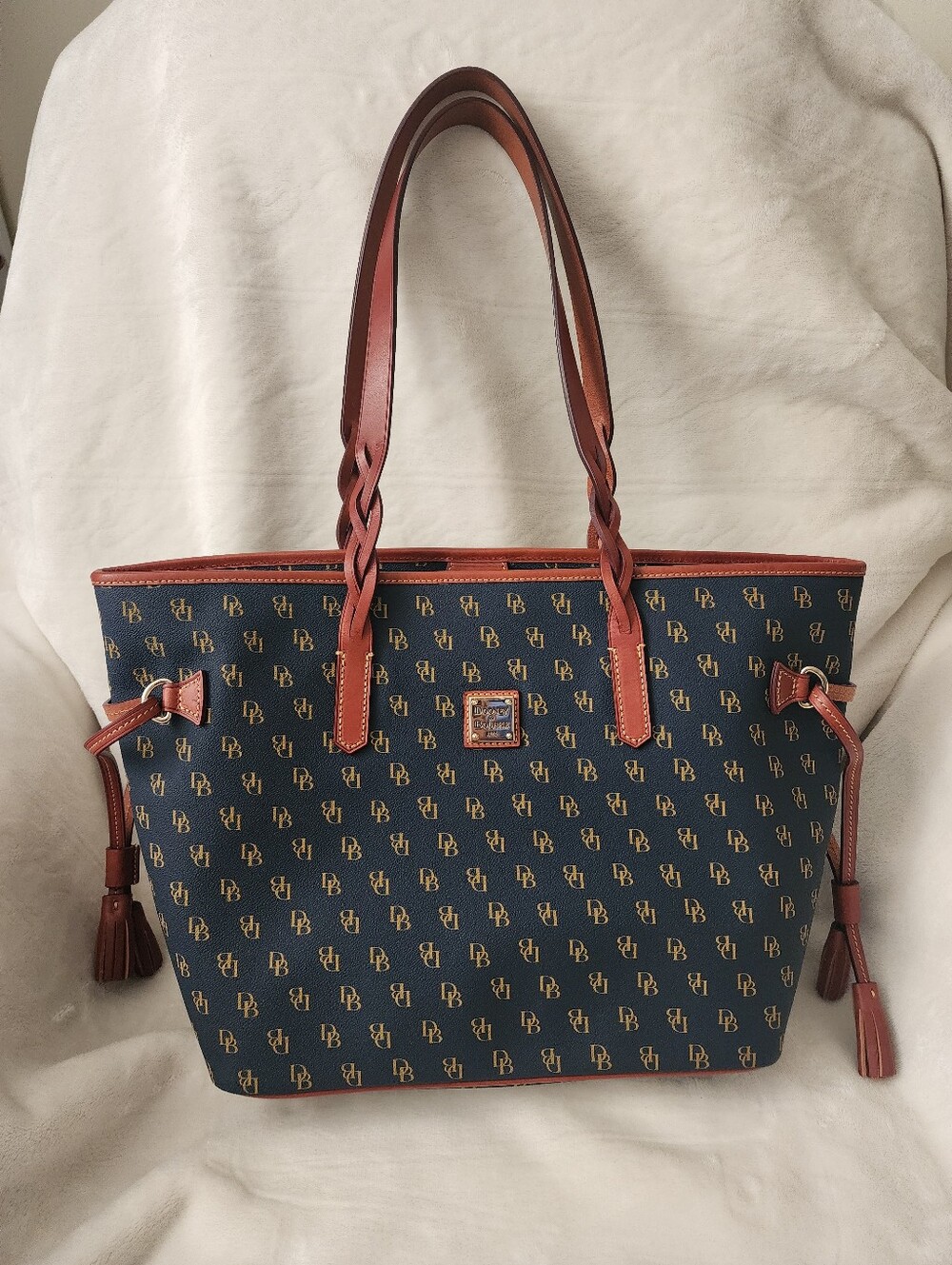 Dooney & Bourke Navy Gretta Bailey Tote